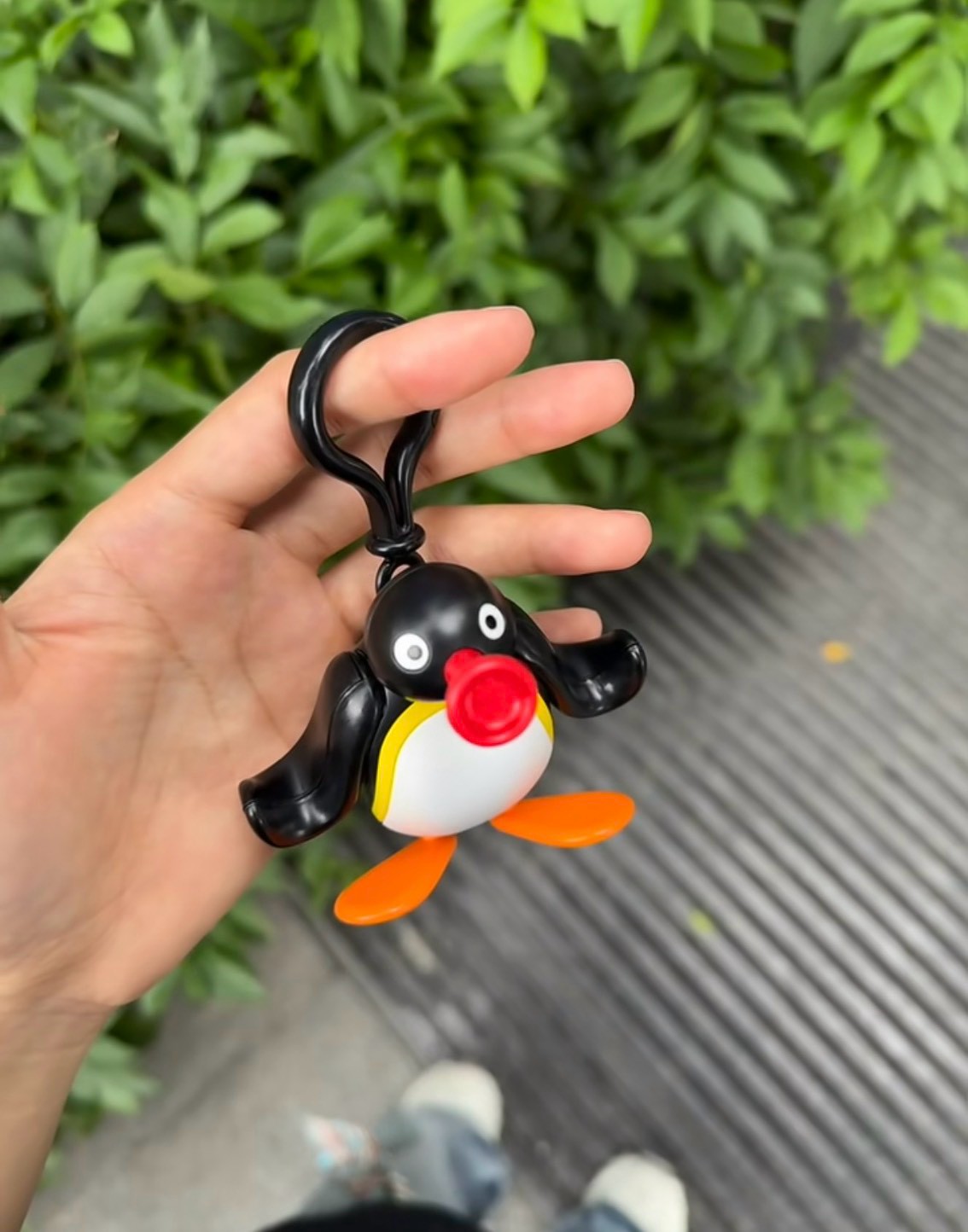 🐧 正版授權 Pingu 手舞足蹈拉繩鑰匙扣