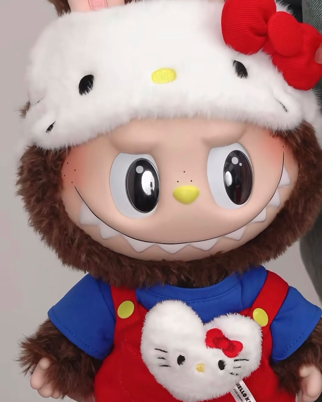 THE MONSTERS × HELLO KITTY搪膠毛絨公仔