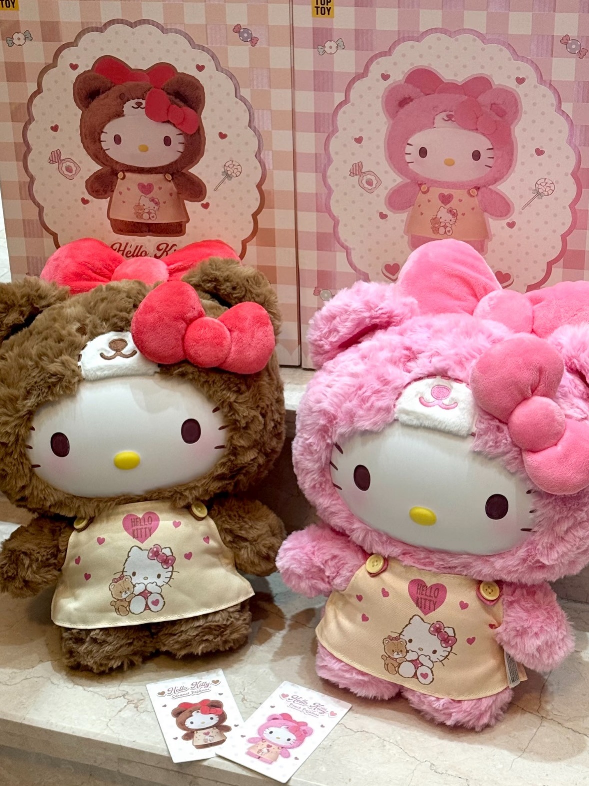 HelloKitty焦糖睡衣毛絨公仔桃心睡衣公仔