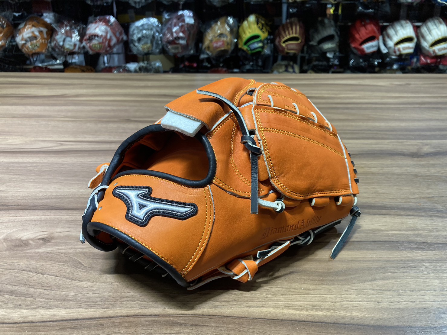 Mizuno Diamond 23 接球手套 投手 橘紅 12"