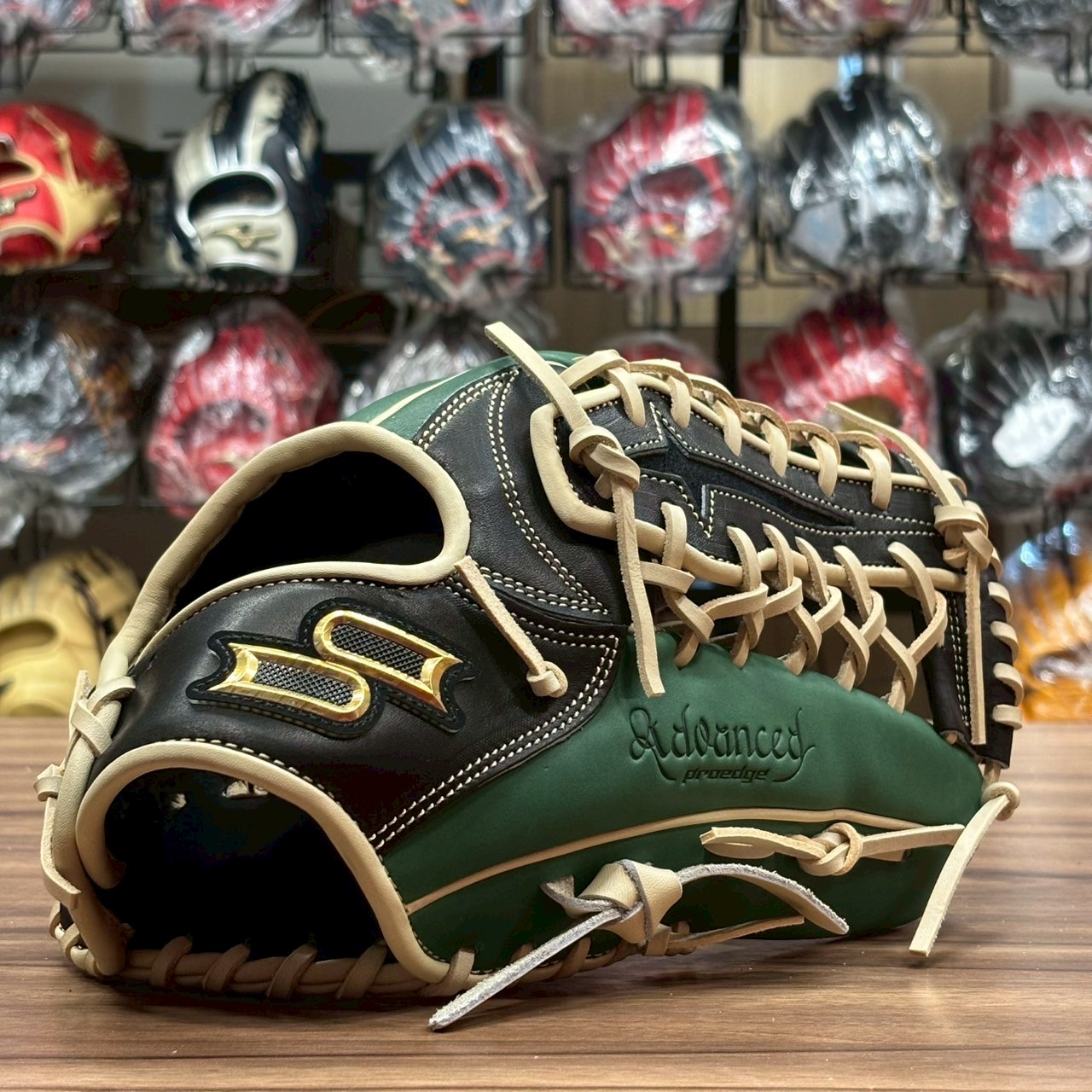 SSK ADV 25 陳文杰 接球手套 T網 綠/黑 12.75"