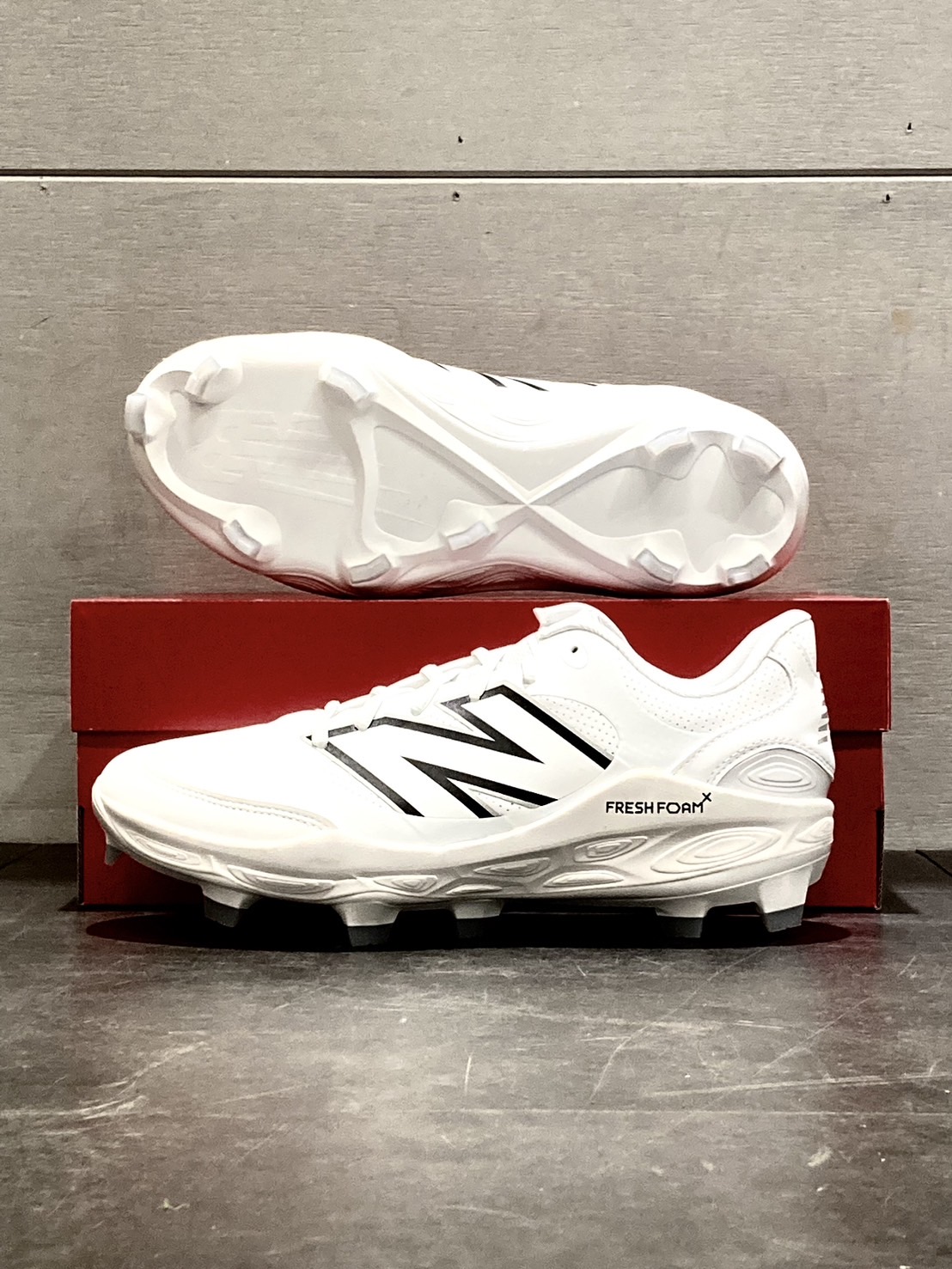 NewBalance 3000v7 棒壘膠釘鞋 白/灰