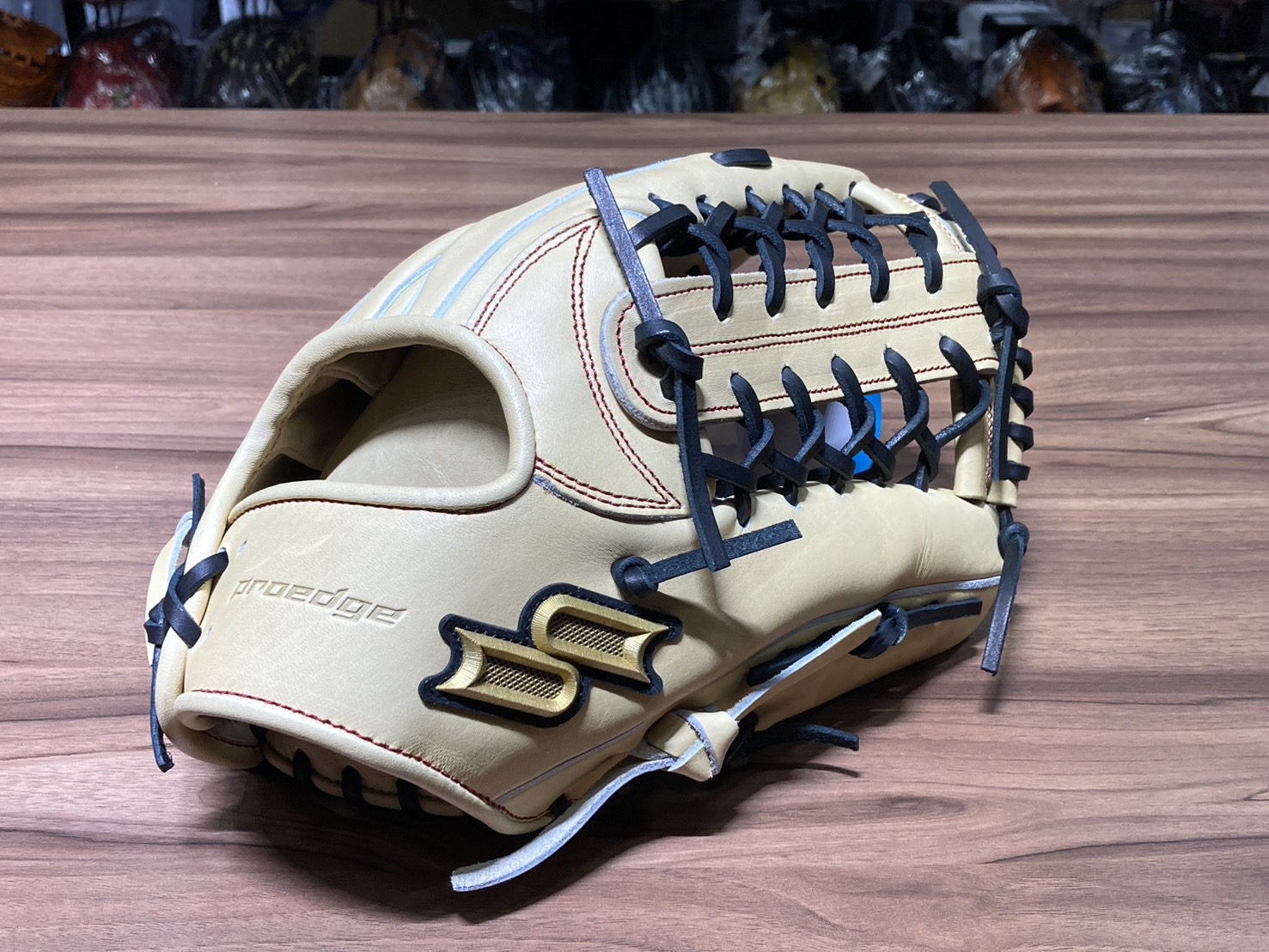 SSK 進 Proedge 24S 接球手套 T網 奶油/黑 8L