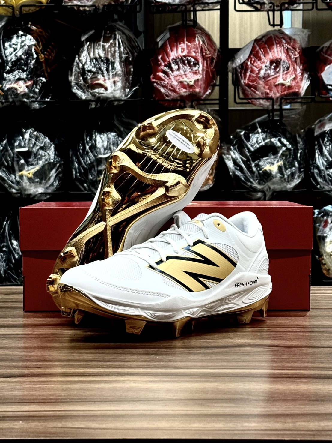 NewBalance 3000v7 棒壘膠釘鞋 白/金