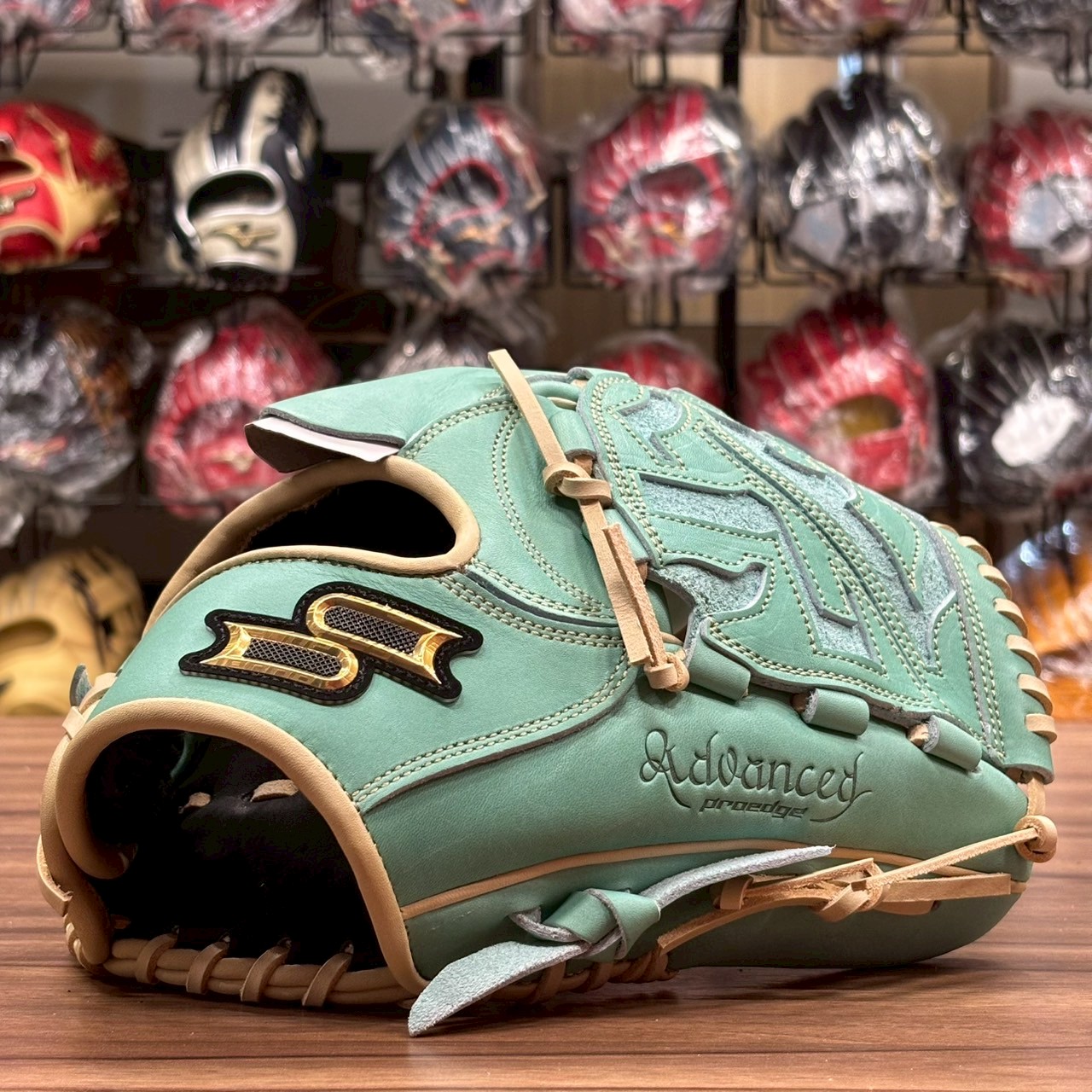 SSK ADV 25 呂彥青 接球手套 投手 M淺綠 11.25"