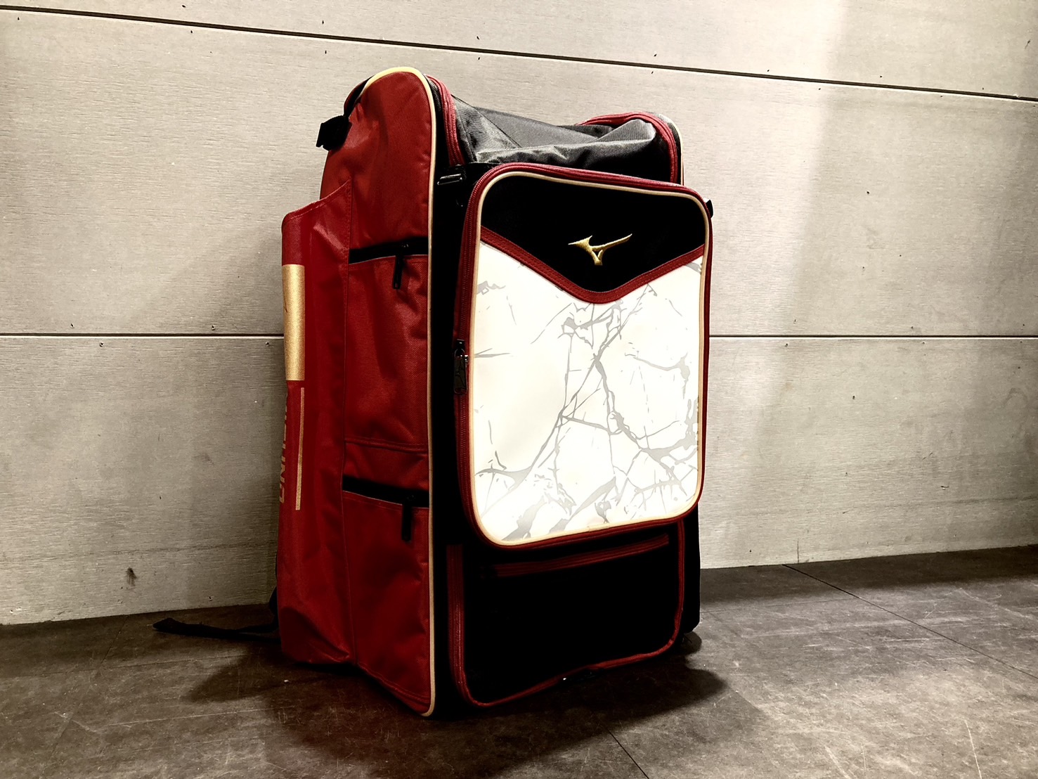 Mizuno 後背裝備袋 紅/黑 45L