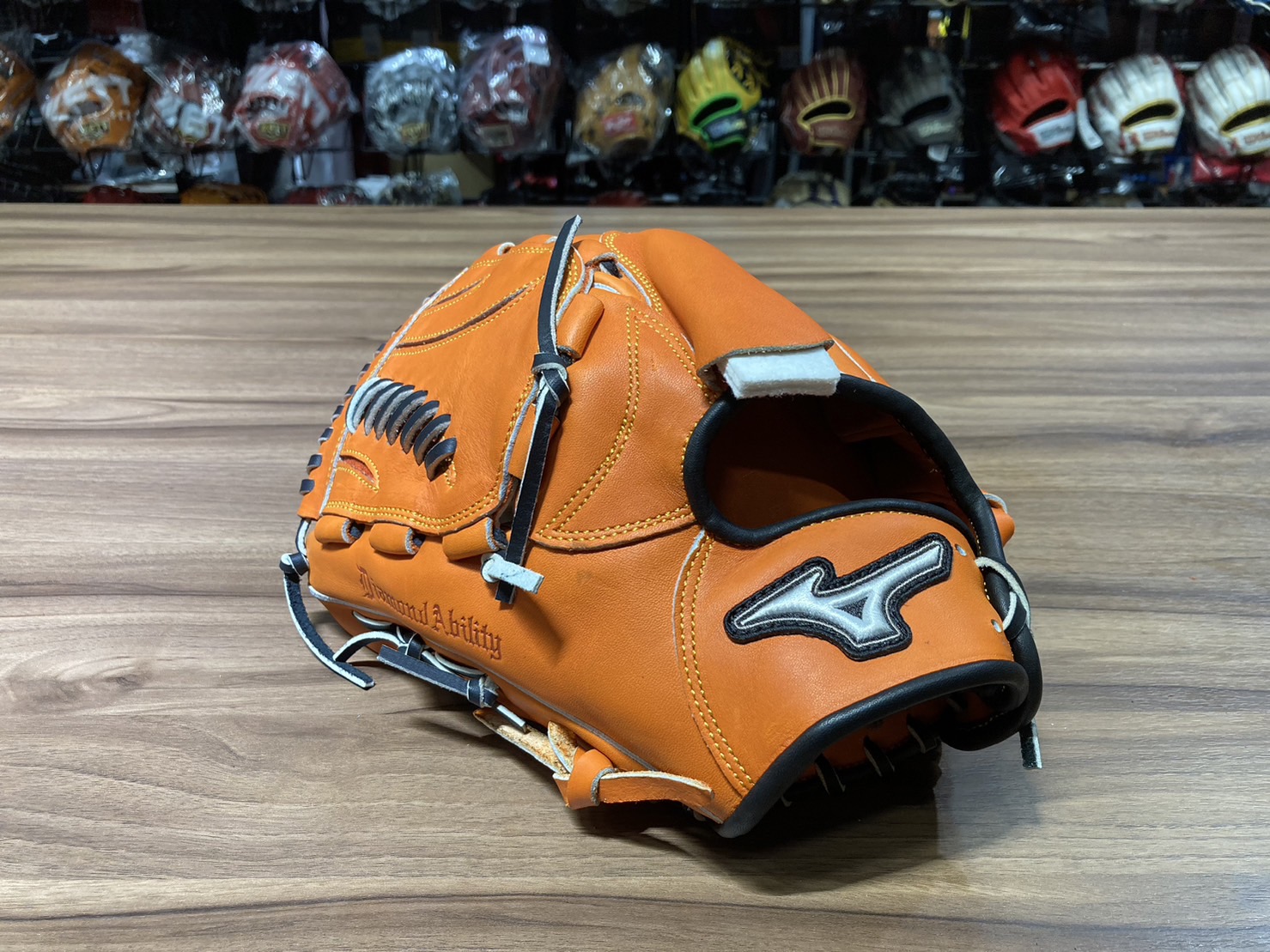 Mizuno Diamond 23 接球手套 投手 橘紅 11.75" 反