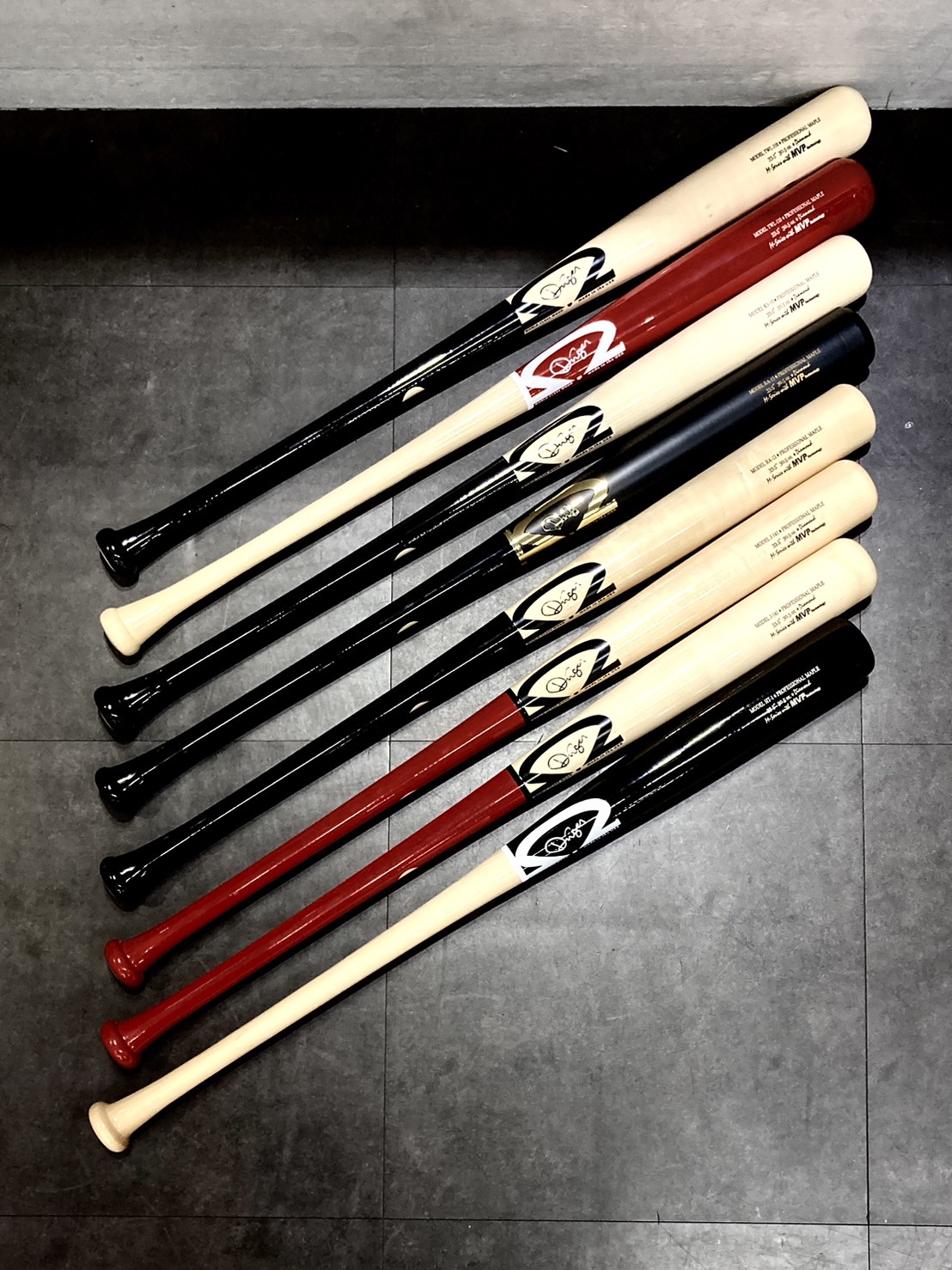 DG DM MP 楓木棒球棒 亮黑 33.5" 挖