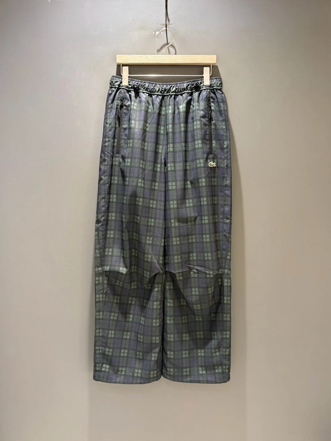 預購｜LACOSTE x BEAMS 26秋冬 Plaid Pants 另一角度