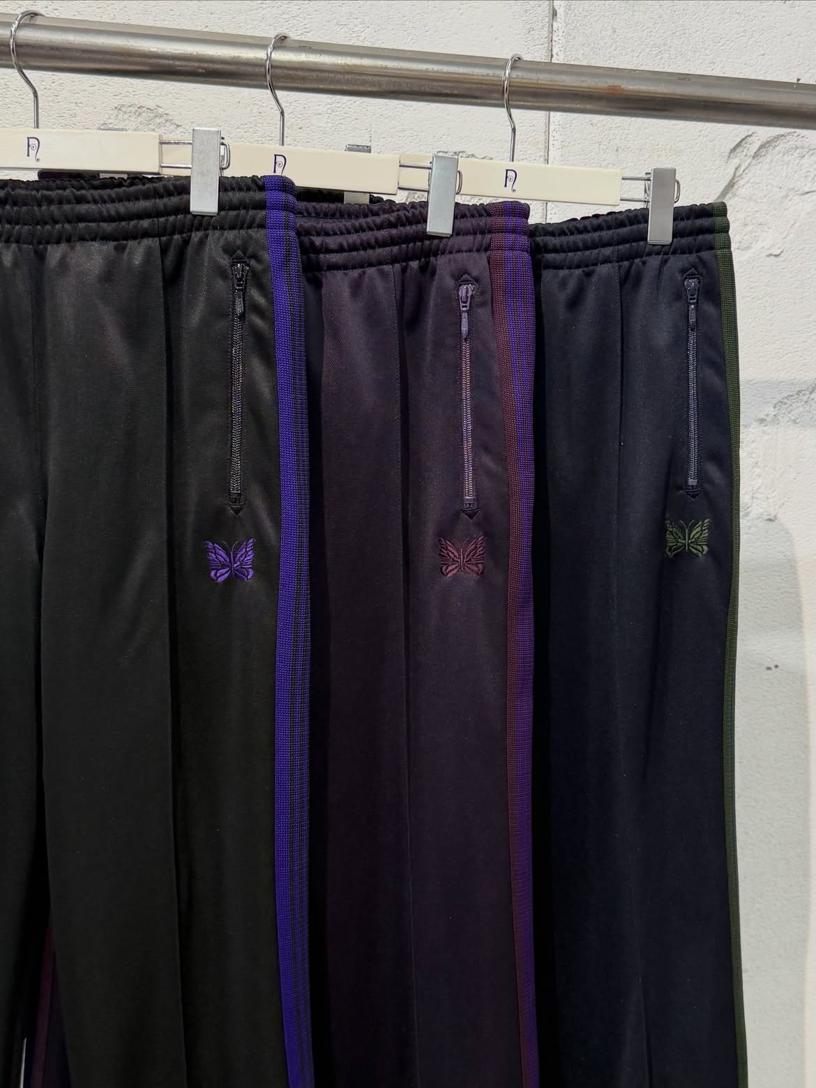 預購｜NEEDLES Track Pant - Poly Smooth 另一角度