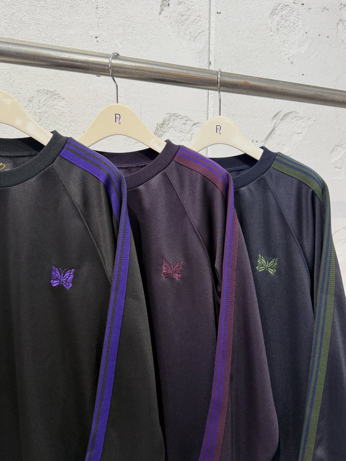 預購｜NEEDLES Track Crew Neck Shirt - Poly Smooth 另一角度